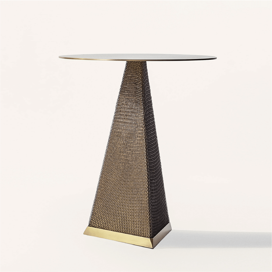 konekt_Armor Side Table Triangle