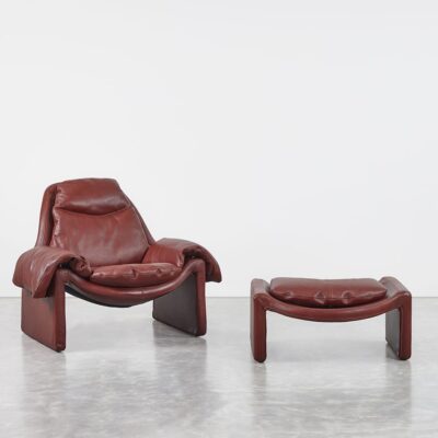 Proposals P60 Lounge Chair and Ottoman by Vittorio Introini for Saporiti