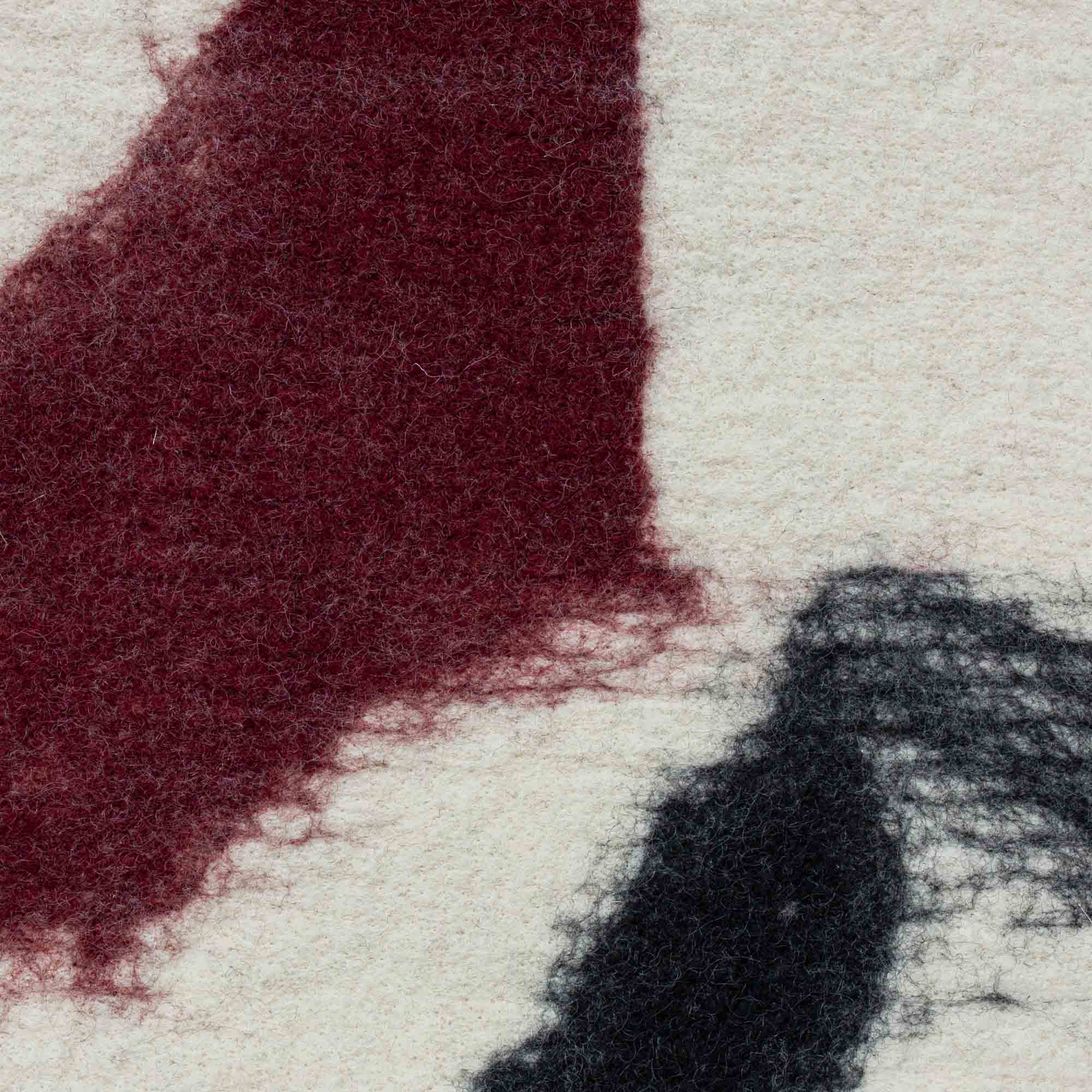 jgswitzerfabrics-swatch-painterly blackred-web