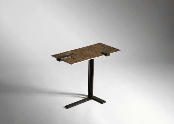 Hillock Plié Un Cocktail Table