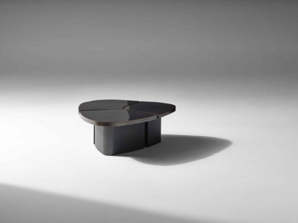 Trefle (Clover) Tables in Anthracite Bronze