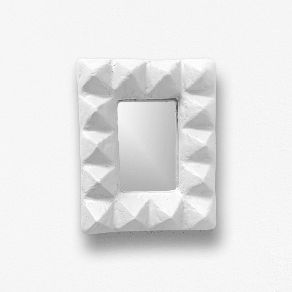 Le’ Stud Mirror