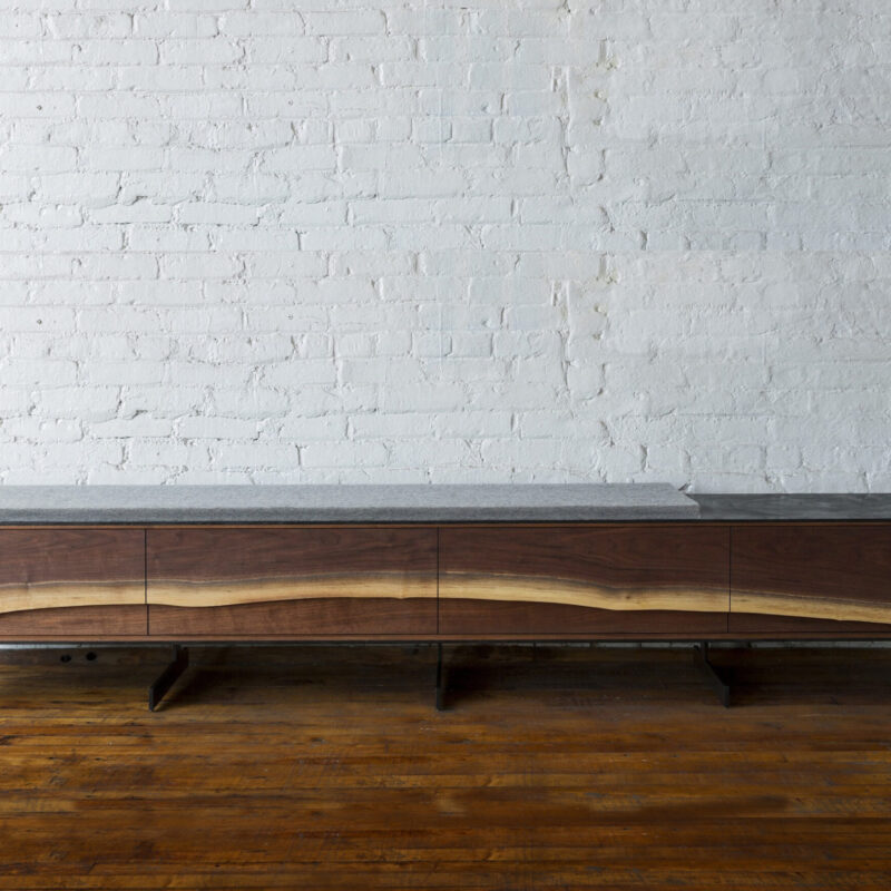 Signature OUTSIDE IN Bench – Metal Legs