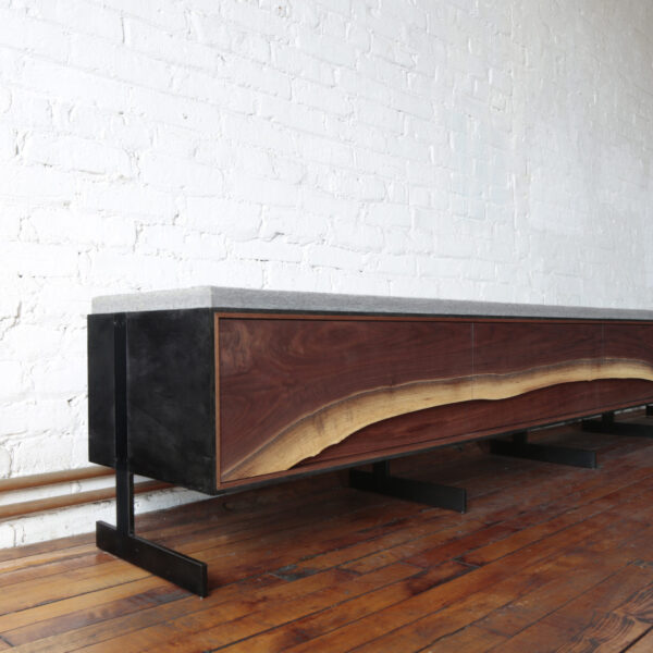 Signature OUTSIDE IN Bench – Metal Legs