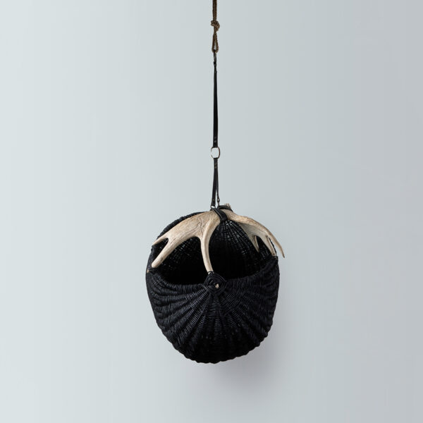 Hanging Shed Moose Antler Basket A1