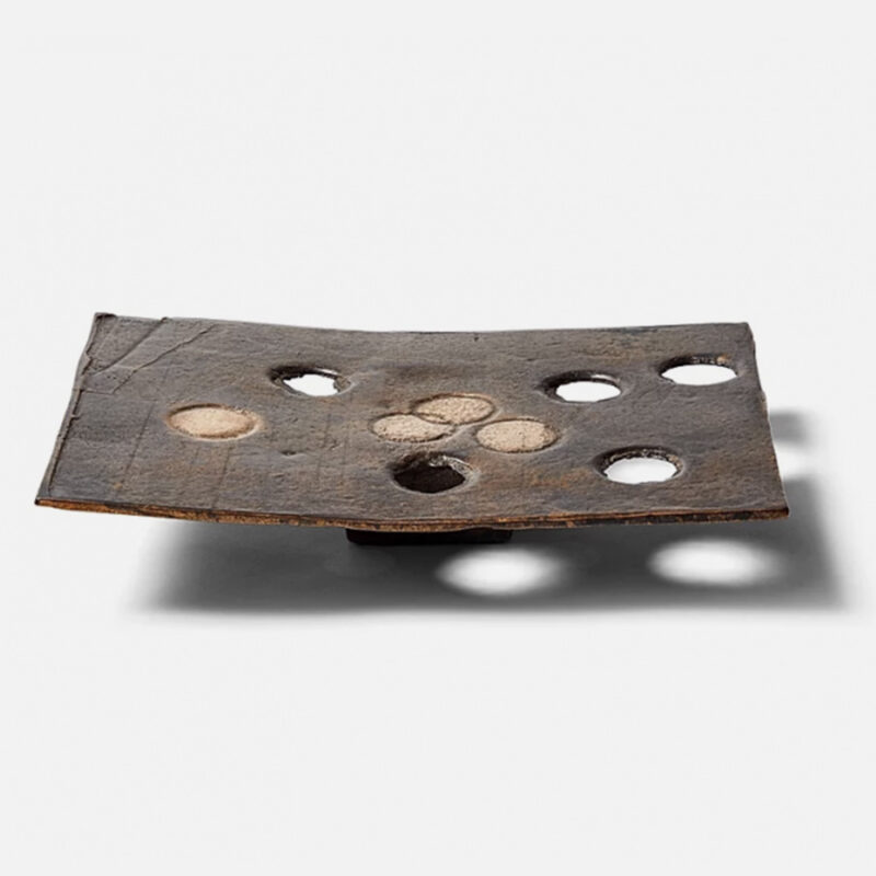 UNTITLED Circles Plate