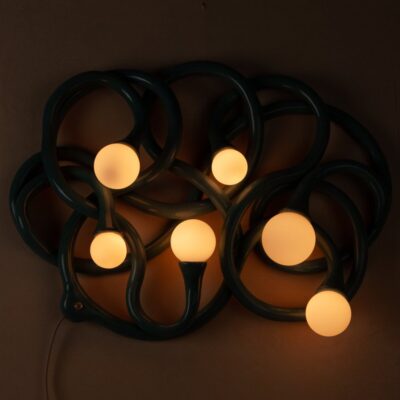 6 Globe Wall Squiggle