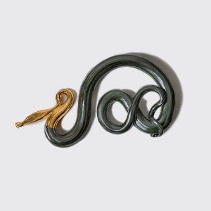 Serpentine in Gris Luster #2