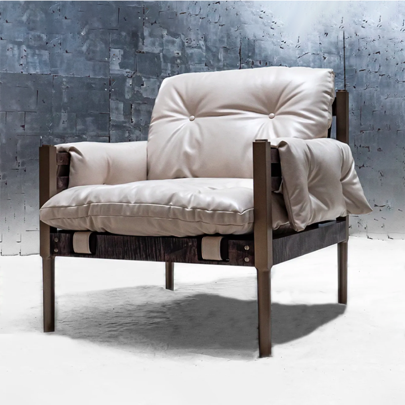 Campanha Club Chair