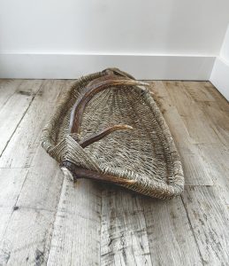 Shed Moose Antler Set Basket A13