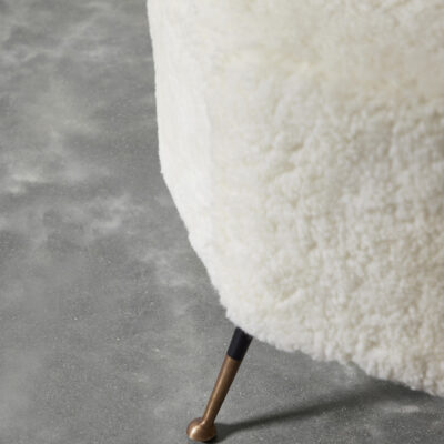 Pair of Regio Ottomans