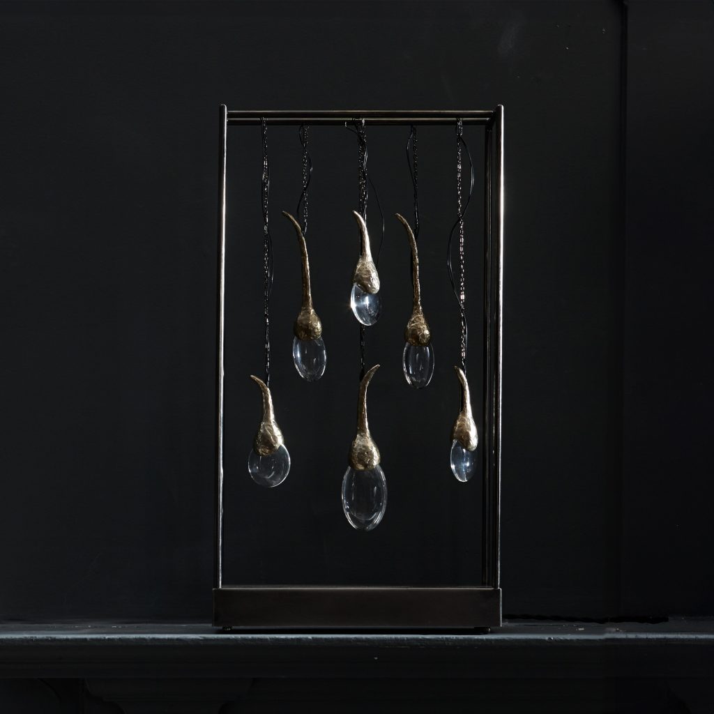 Seed Cloud Table Lamp – Portrait