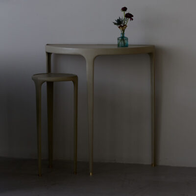 Wisp Table – Demi Lune