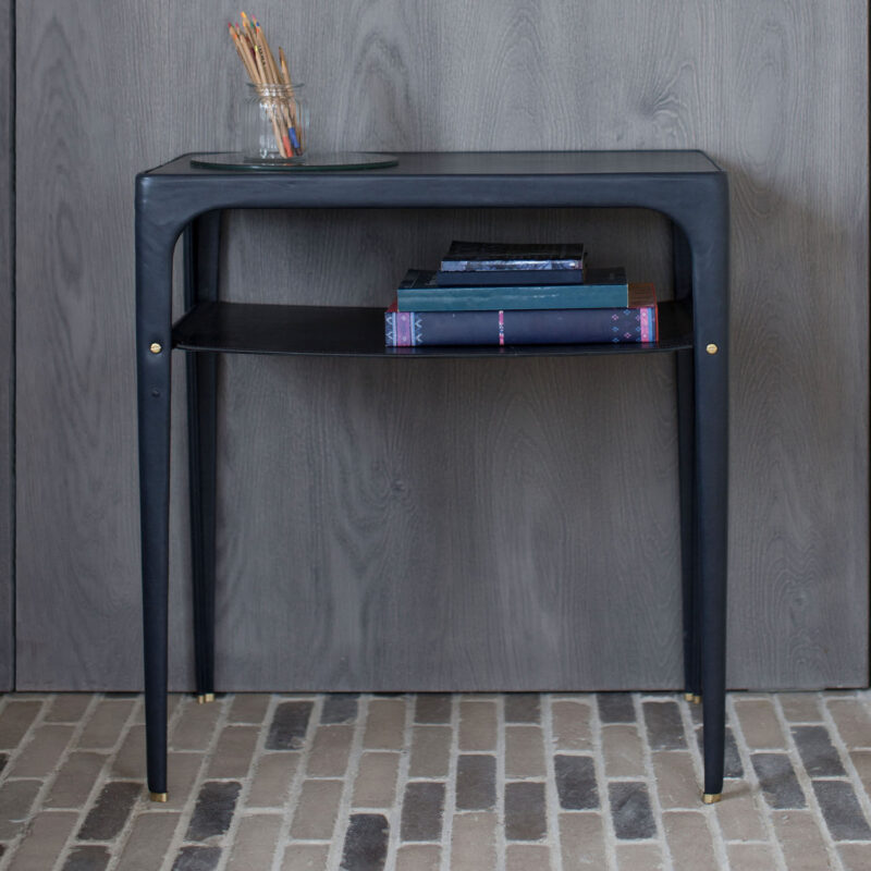 Wisp Table – Shelf