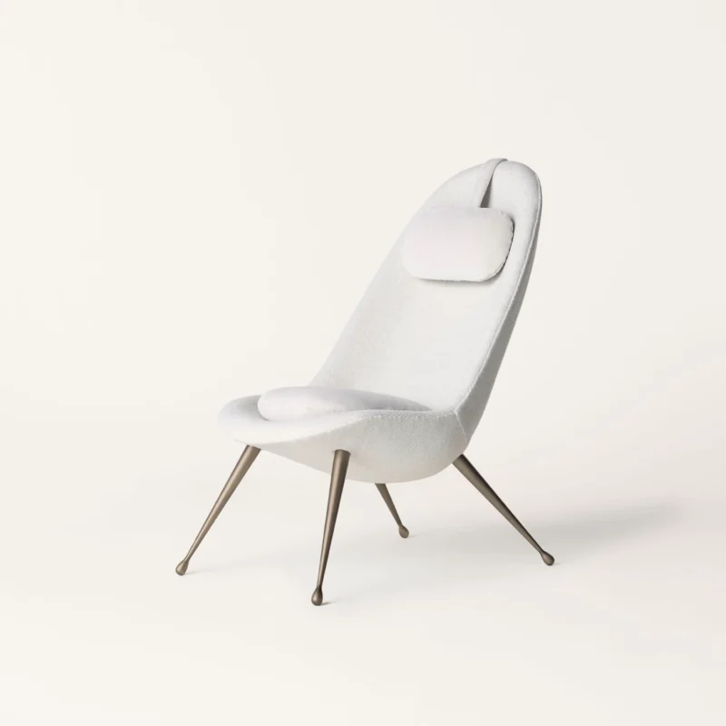 Pause Lounge Chair