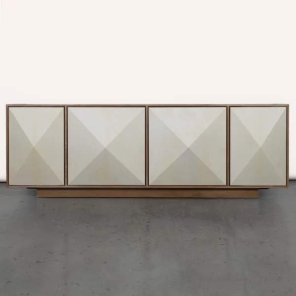 Pyramid Sideboard – 4 Doors