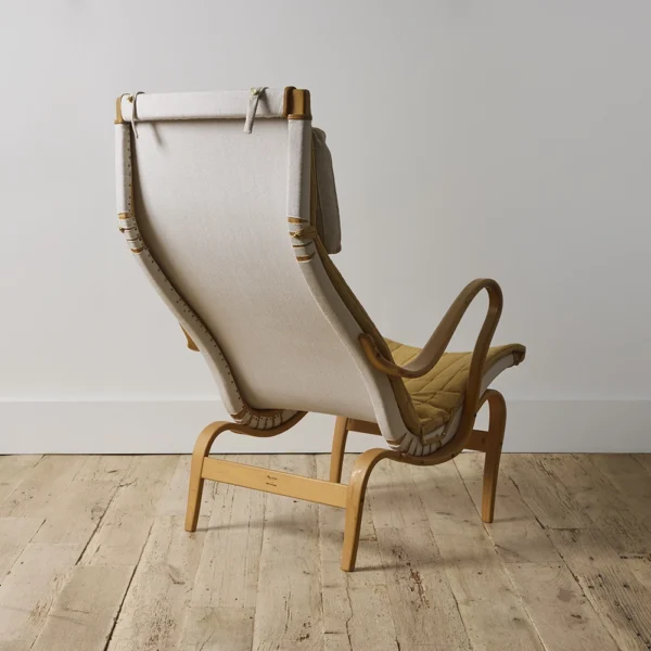 Pernilla Lounge Chair