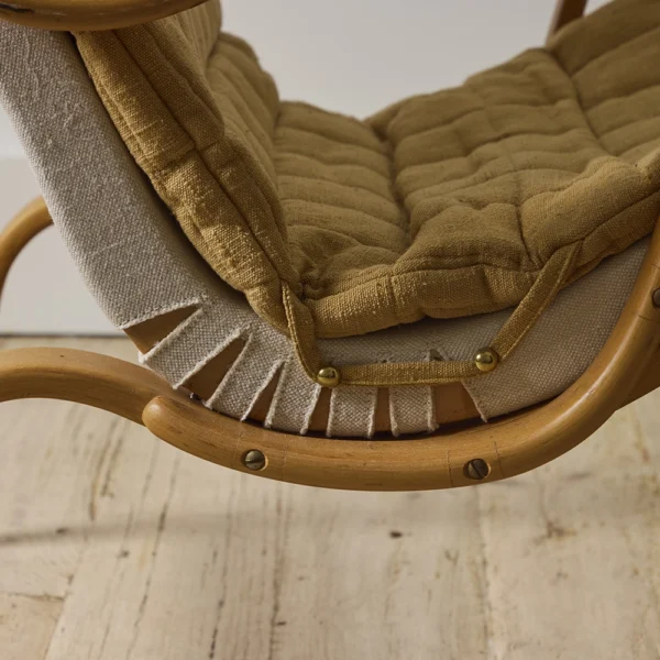 Pernilla Lounge Chair