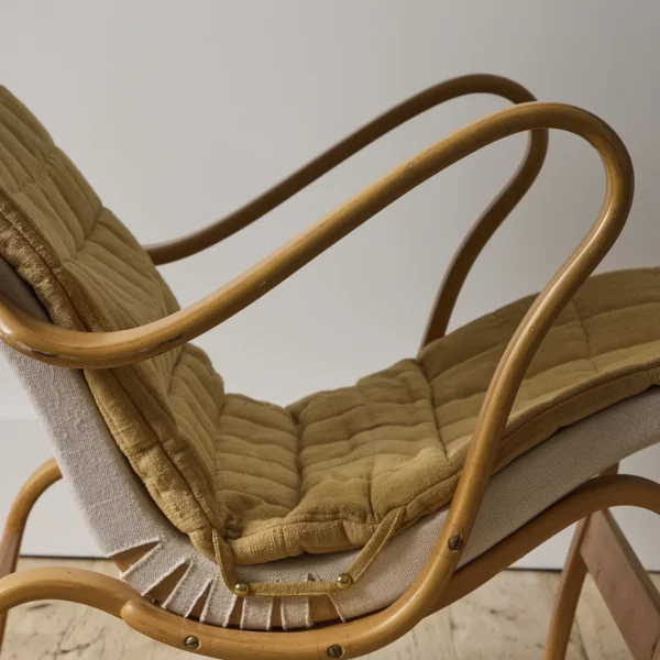 Pernilla Lounge Chair