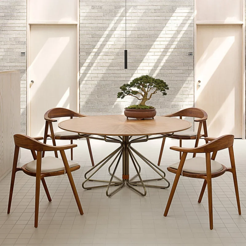 Mantis Chair