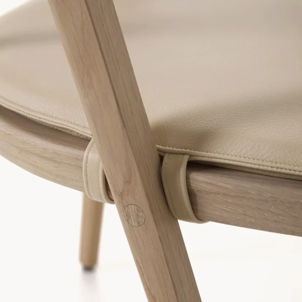 Mantis Chair