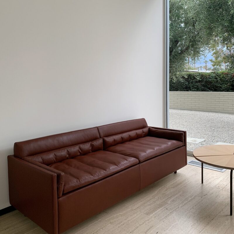 Salon Settee and Sofa
