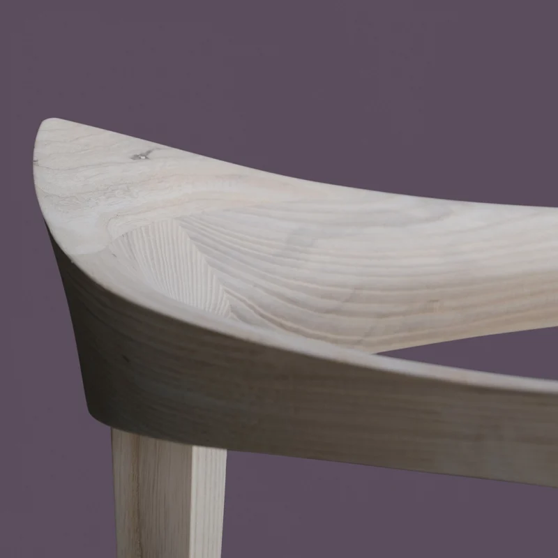 L01 Armchair