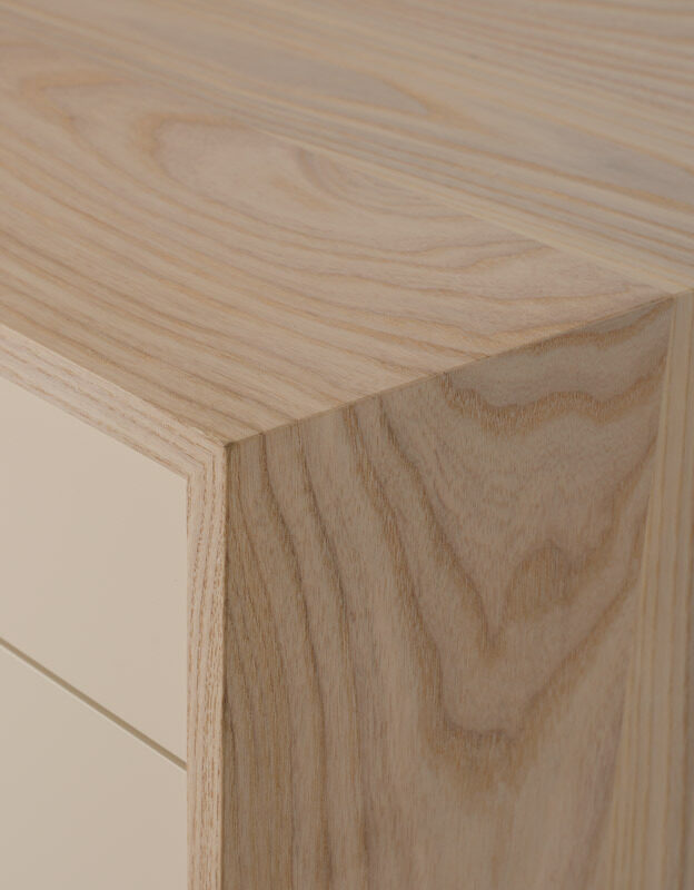 Lineground 6-Drawer Horizontal Bureau