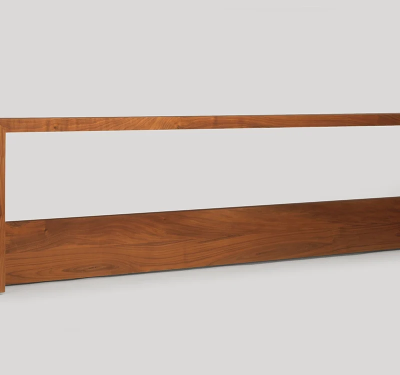 Lineground Bench