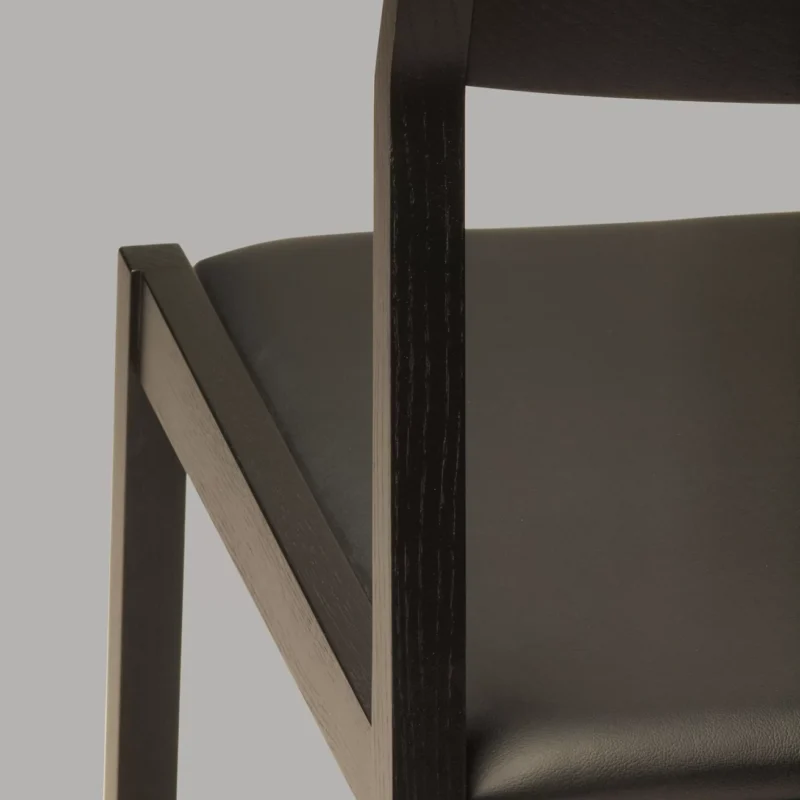 Lineground No.2 Chair