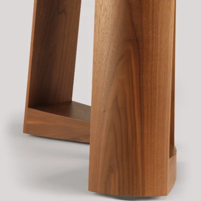 Lineground Round Dining Table