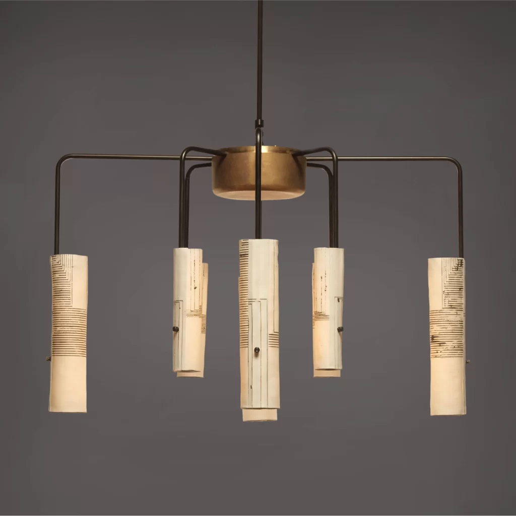 Arak 8-Arm Chandelier