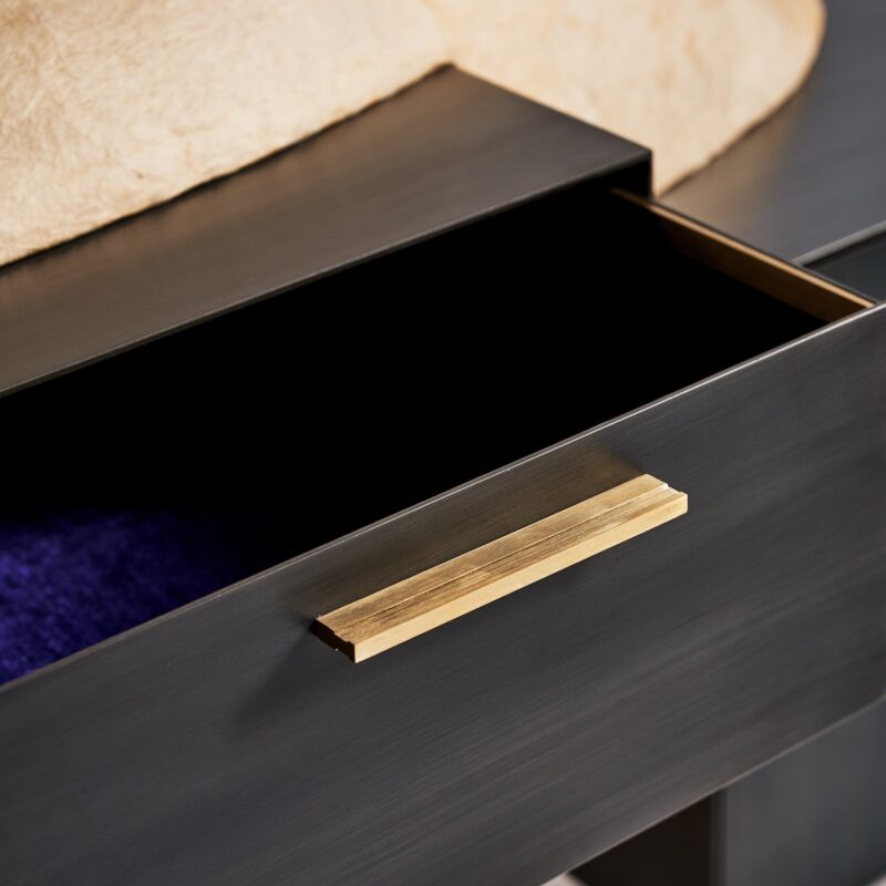 Swarm Credenza