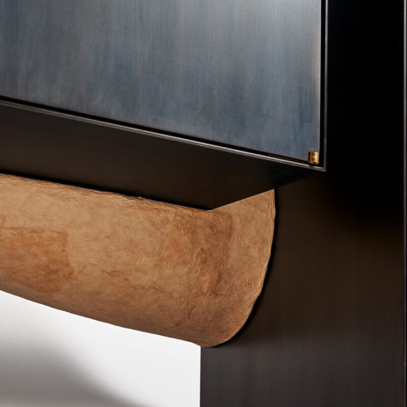 Swarm Credenza