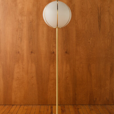 Rib Floor Lamp – Sphere