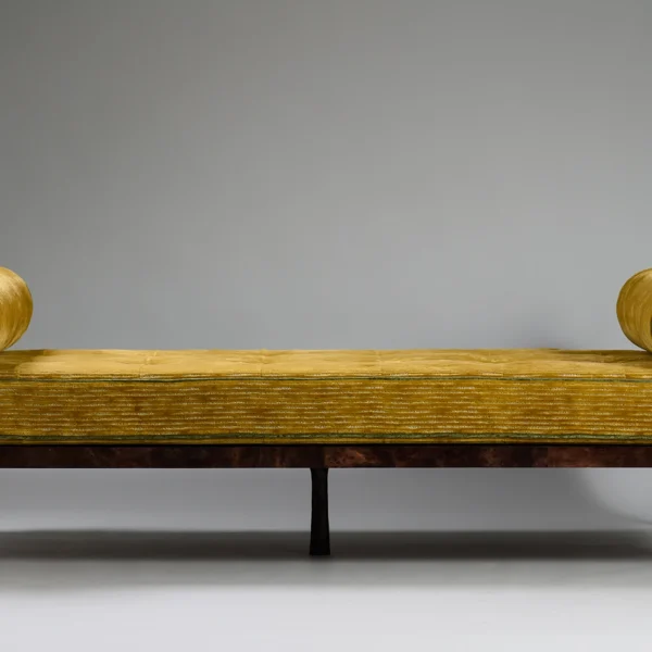 Freya Daybed