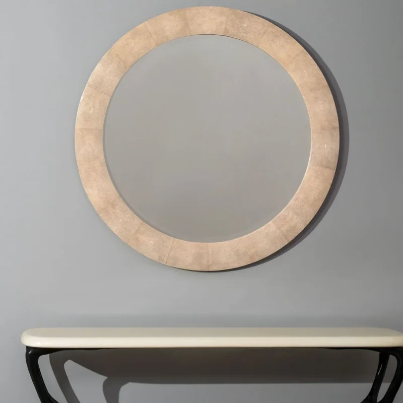 Galucha Mirror