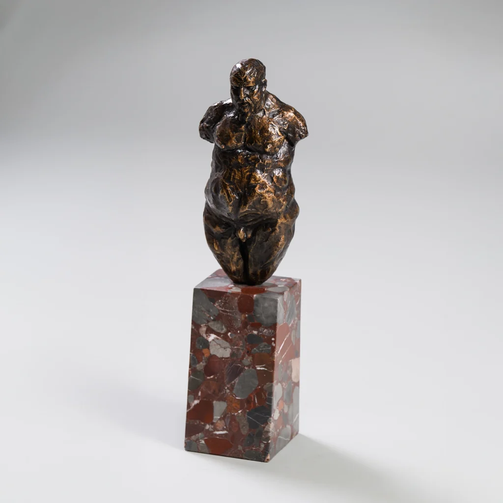 Sein Sculpture