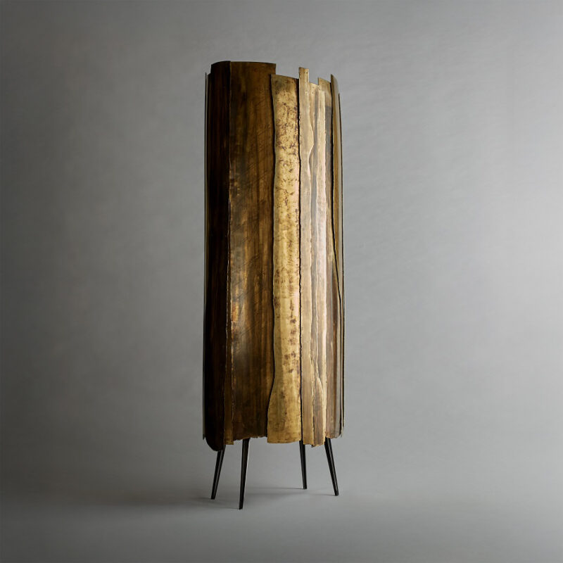 Cabinet Plasma