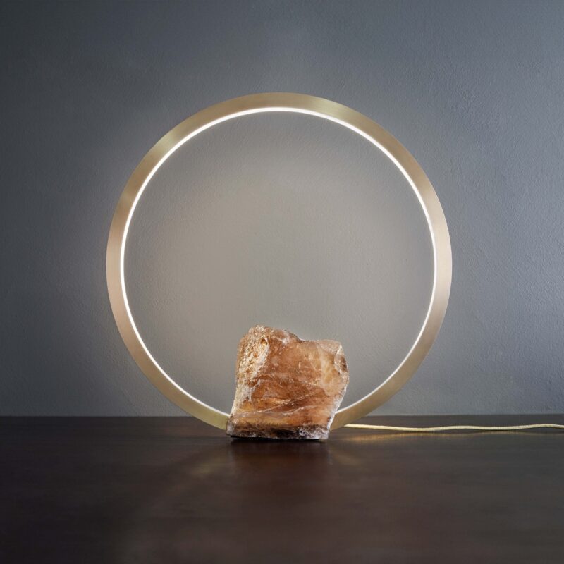 PORTAL TABLE LAMP QUARTZ