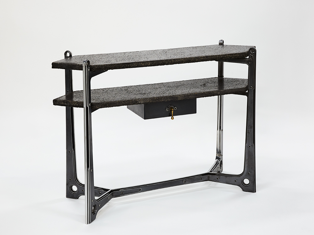 Console 273