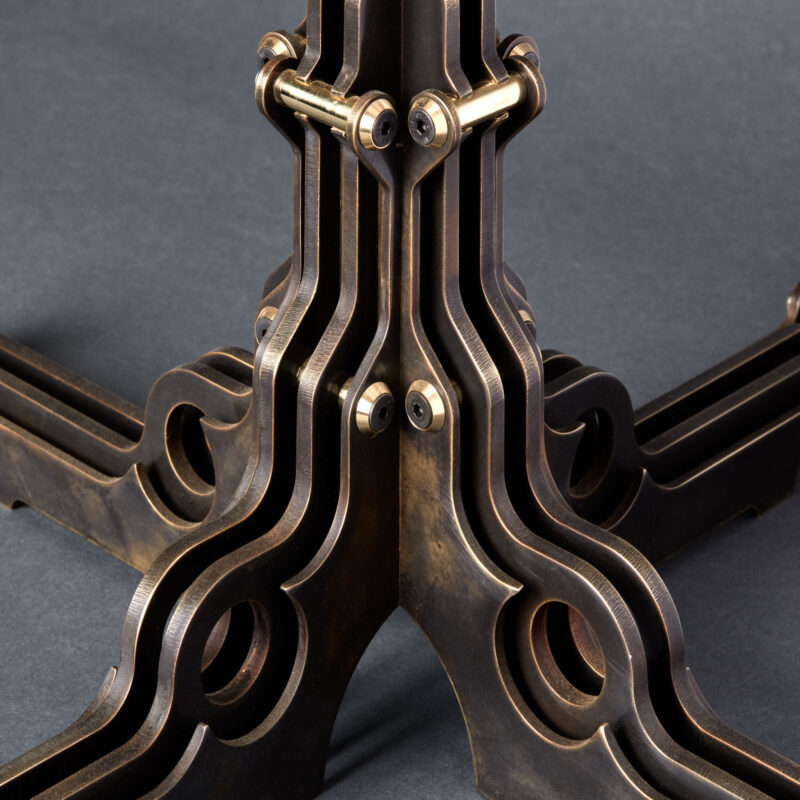 Lampe Laiton Carrée – Patinated Brass
