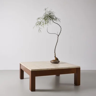 Arles Cocktail Table