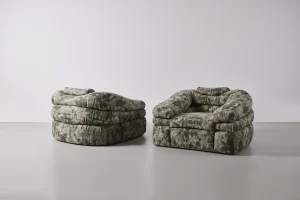 Pair of Straccio Easy Chairs by Jonathan de Pas, Donato d’Urbino and Paolo Lomazzi for Zanotta