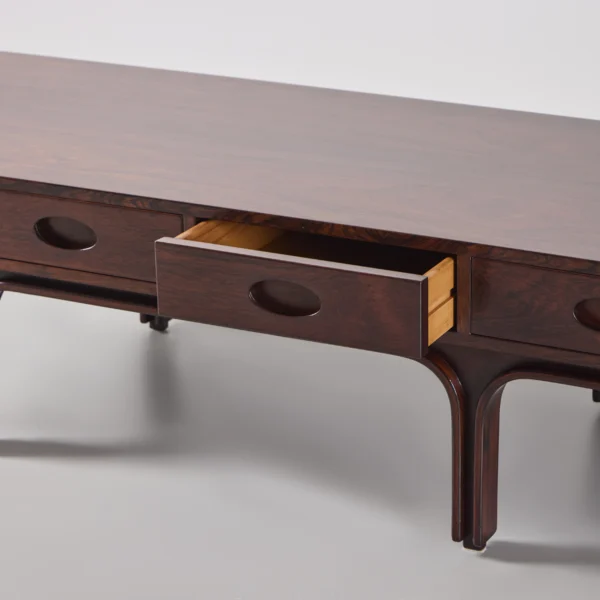 Taddei Cocktail Table by Gianfranco Frattini produced by Bernini