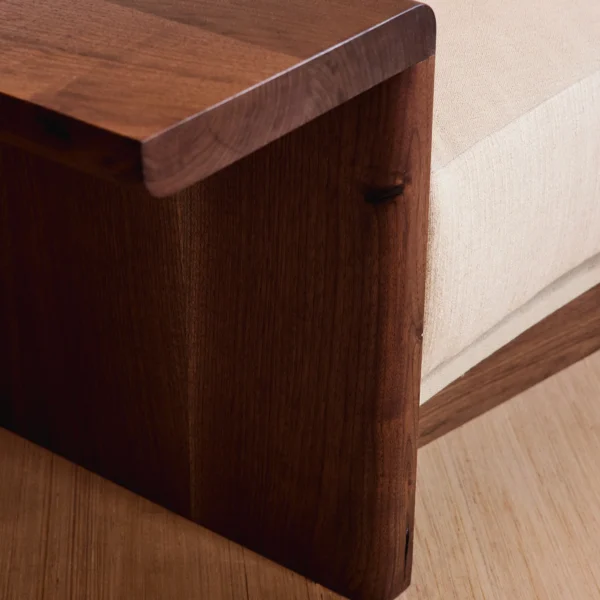 JL Settee