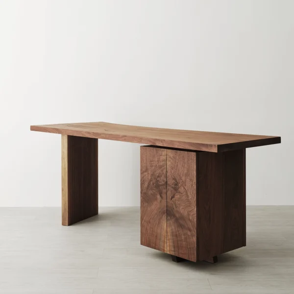 Mira Desk