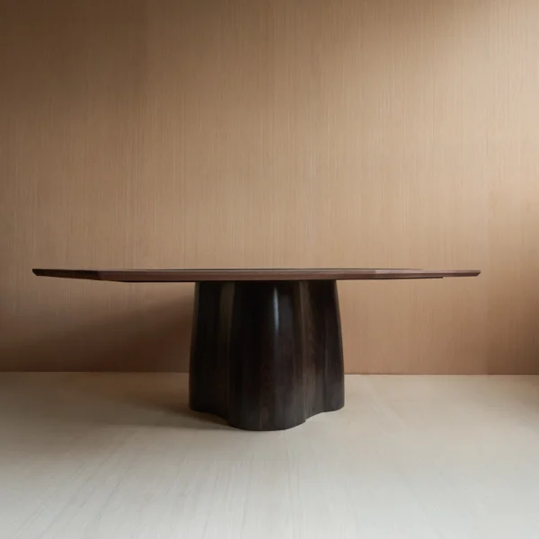 Nelly Dining Table