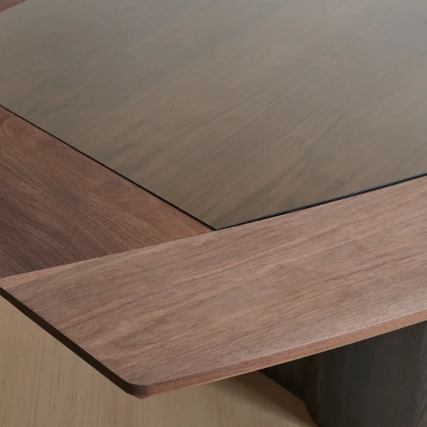 Nelly Dining Table