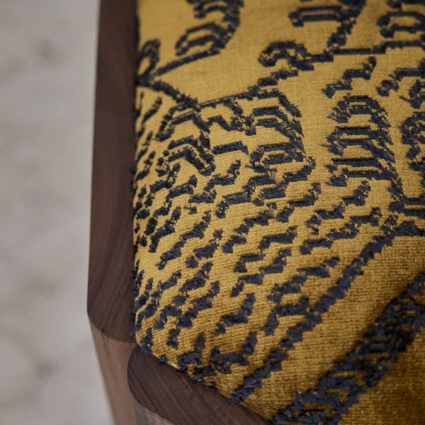 Quin Stool